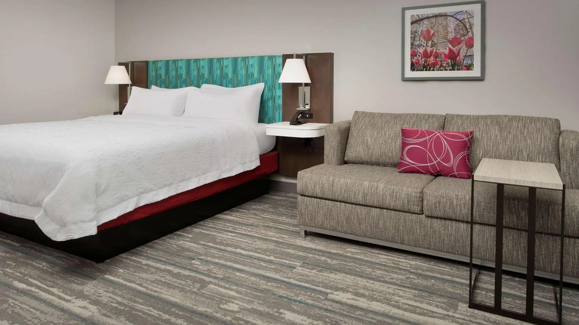 Hampton Inn & Suites Charlotte Airport Lake Pointe