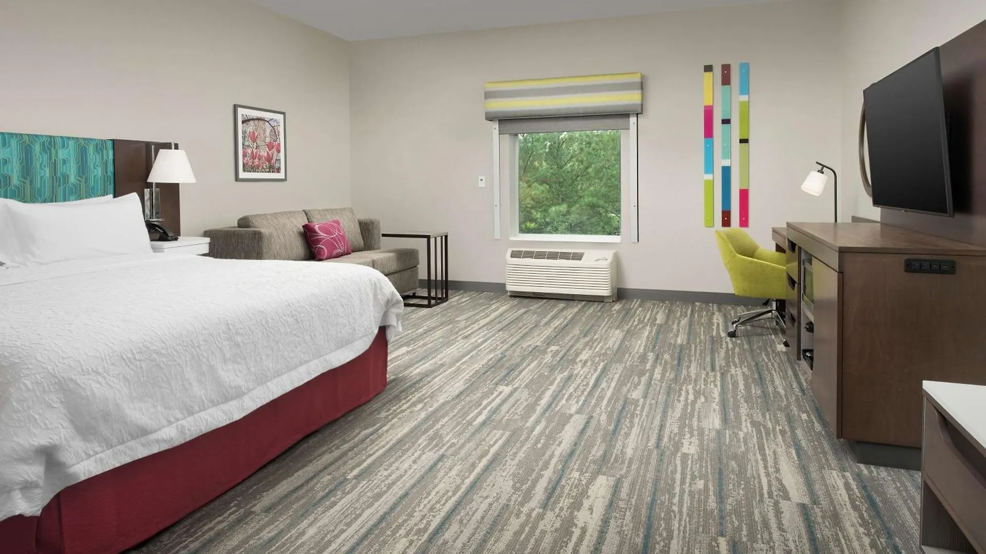 Hampton Inn & Suites Charlotte Airport Lake Pointe Hotel